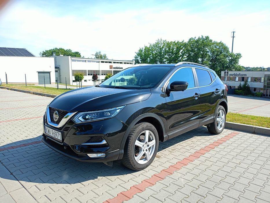 Nissan Qashqai 1,6 ,Panorama, Kamery 360, ful LED, przebieg 62 tys