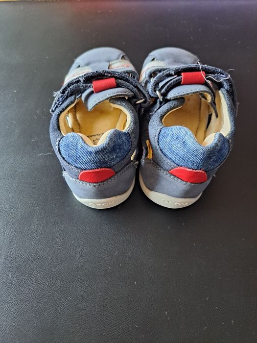 Sandalias Geox nr 24