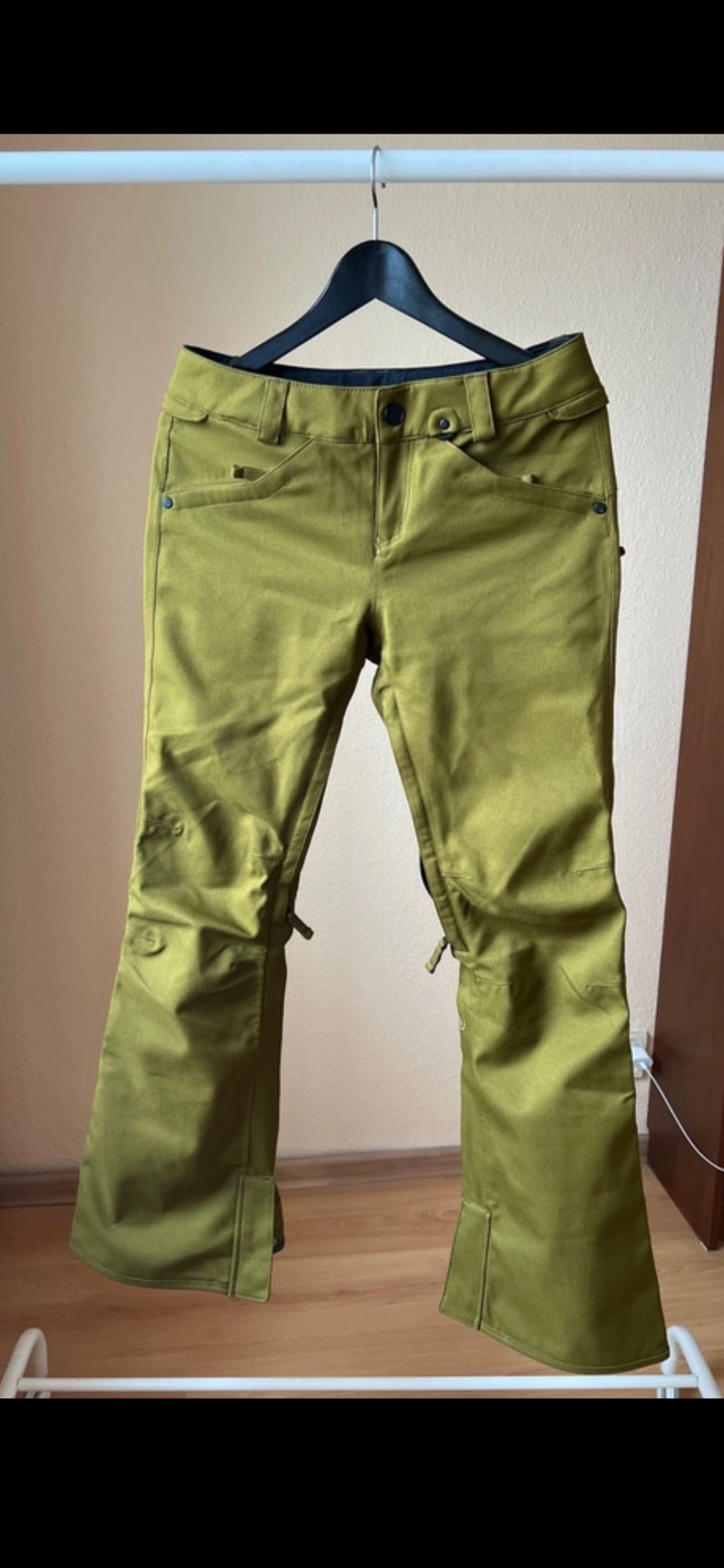 Spodnie snowboardowe damskie Volcom roz.S NOWE
