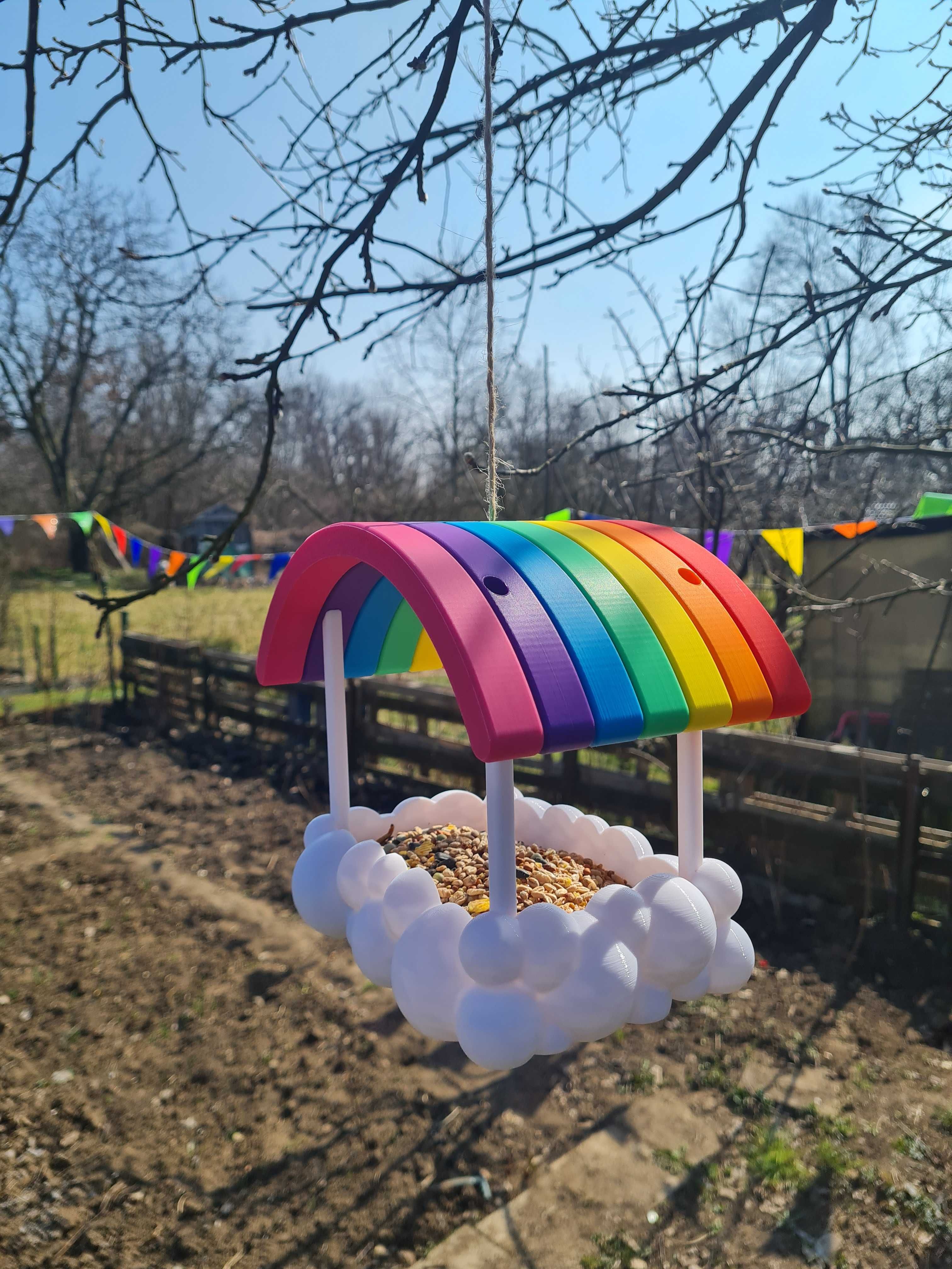Karmnik dla ptaków do zawieszenia na drzewie