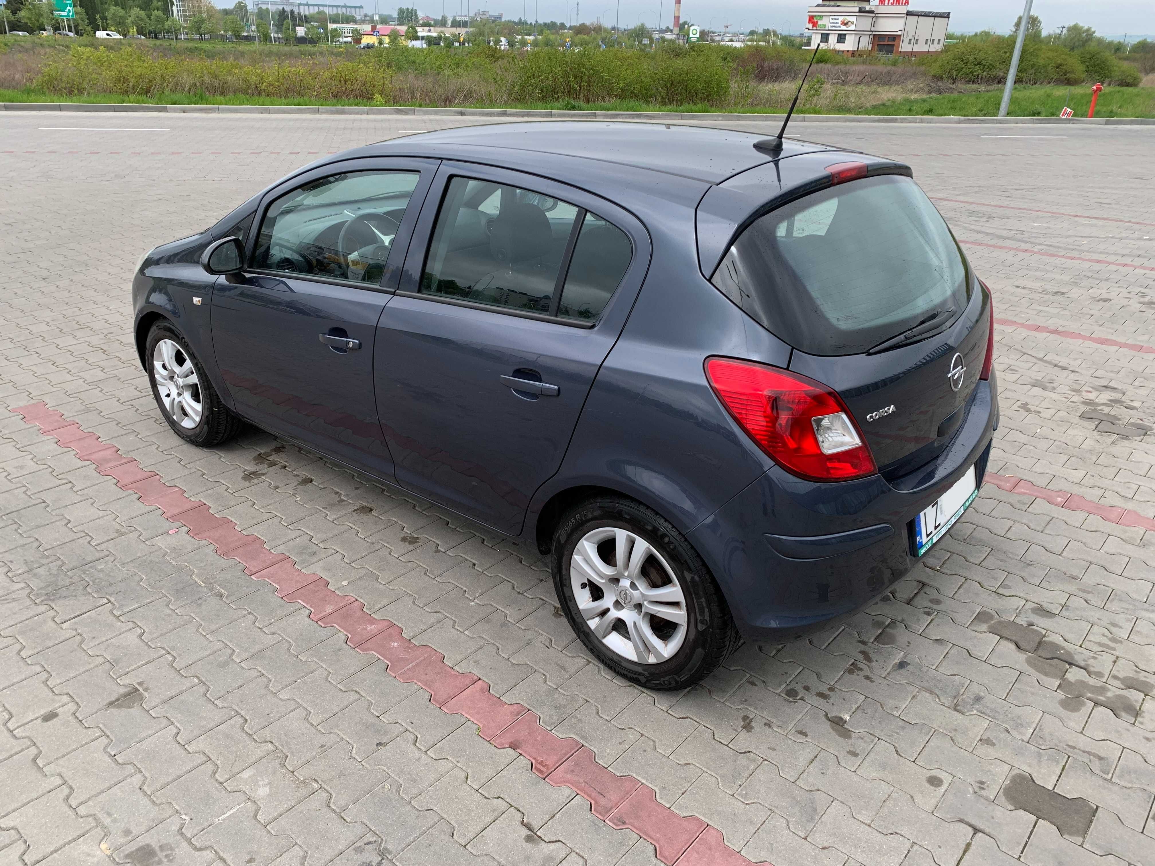 Opel Corsa D 5d 1.2b