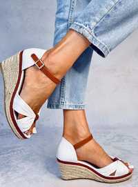 Espadryle Na Koturnie Kristen White