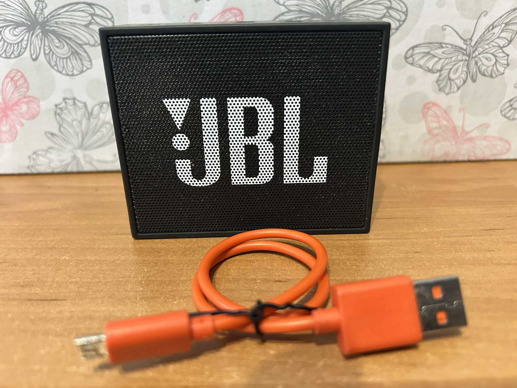 głośnik bluetooth JBL GO z kabelkiem
