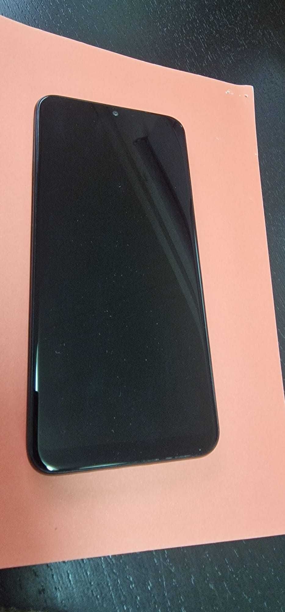 Samsung Galaxy A20e - estado irrepreensível, sem riscos nem mossas