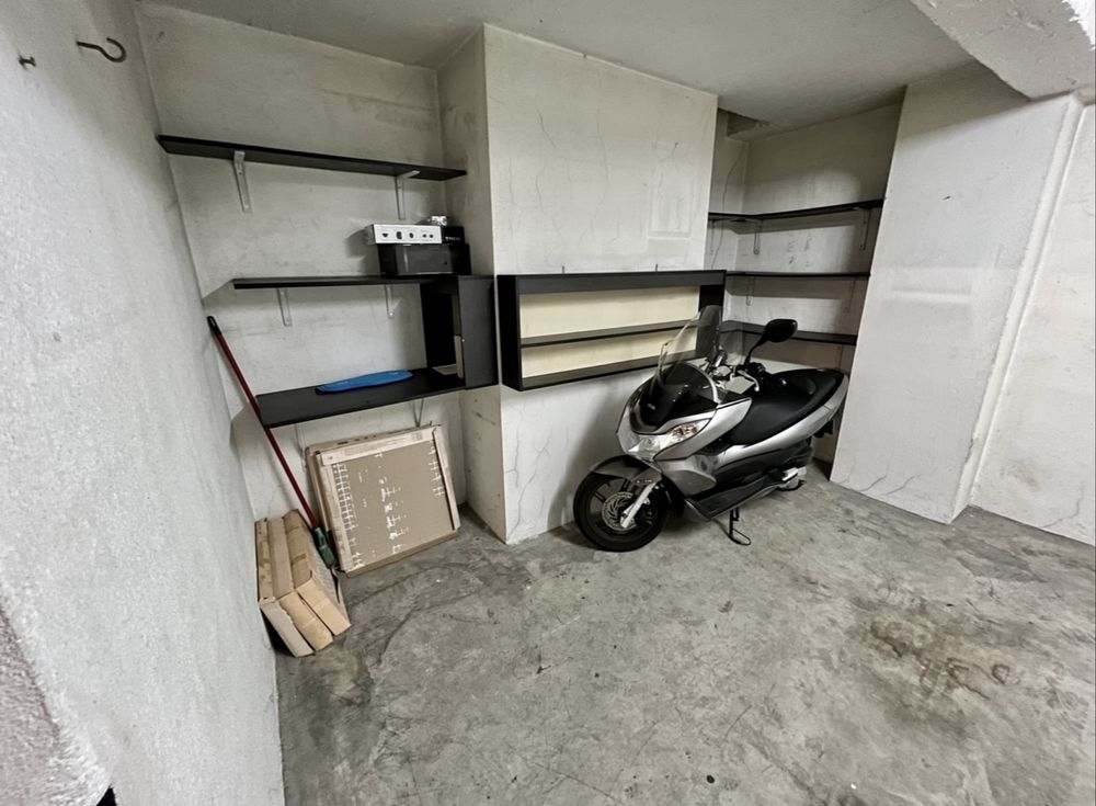 Garagem Box Barcarena Carro + Motas