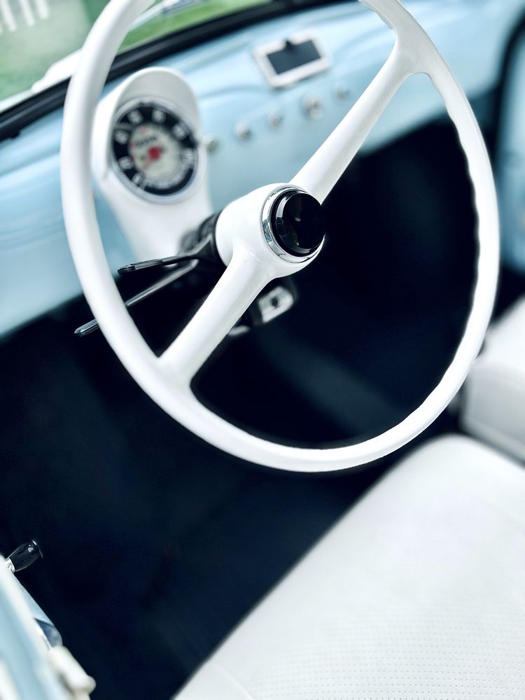 Auto do wynajęcia do ślubu retro fiat 500 stylowe party przyjęcie