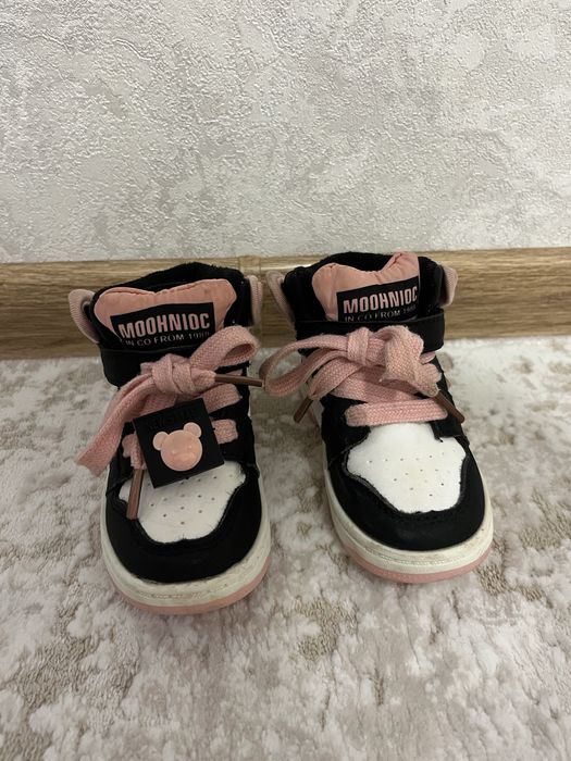 дитячі кросівки утеплені