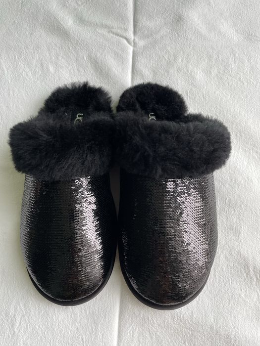 Шкіряні утеплені тапочки UGG