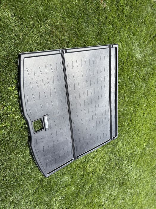 Mata bagaznika Lexus Rx 2023