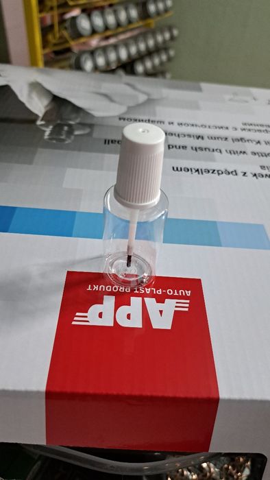 автофарба ремонтна з пензликом по vin коду підкраски
