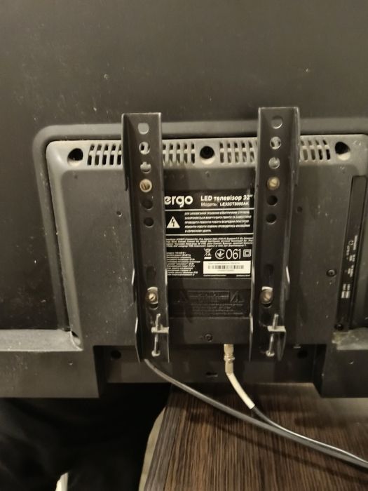 Продам телевізор ergo 32