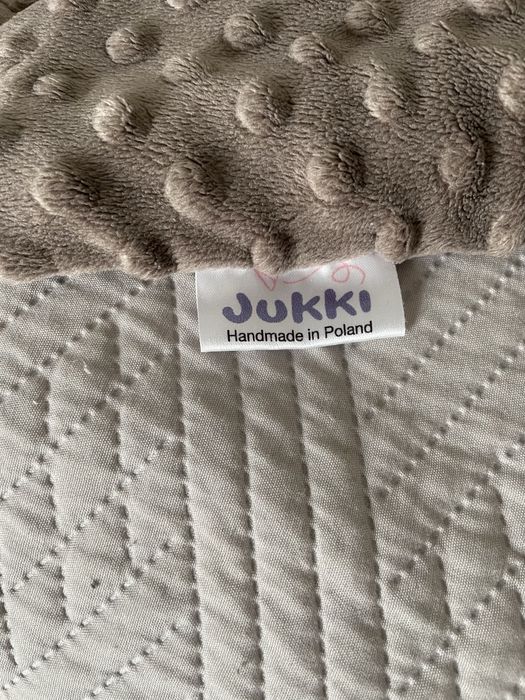 Oulacz do fotelika samochodowgo Jukki