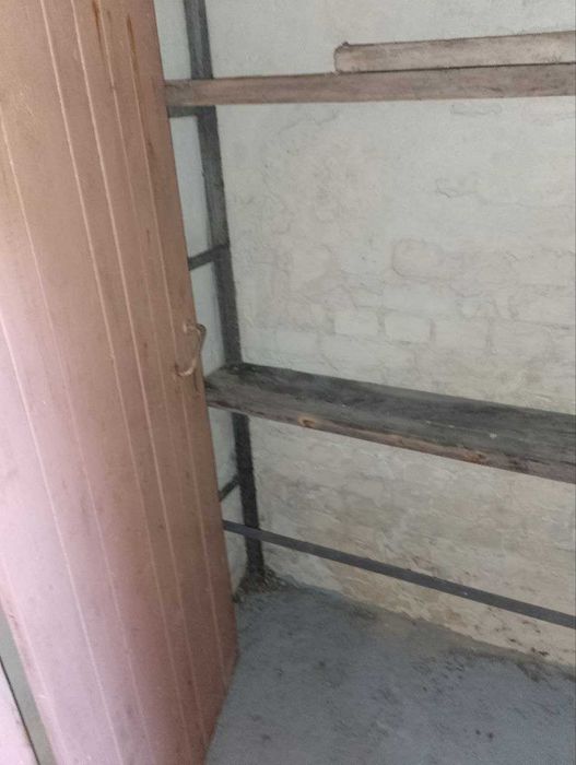 Гараж капітальний