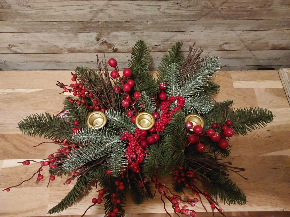 Arranjo natalício com castiçal  para 3 velas