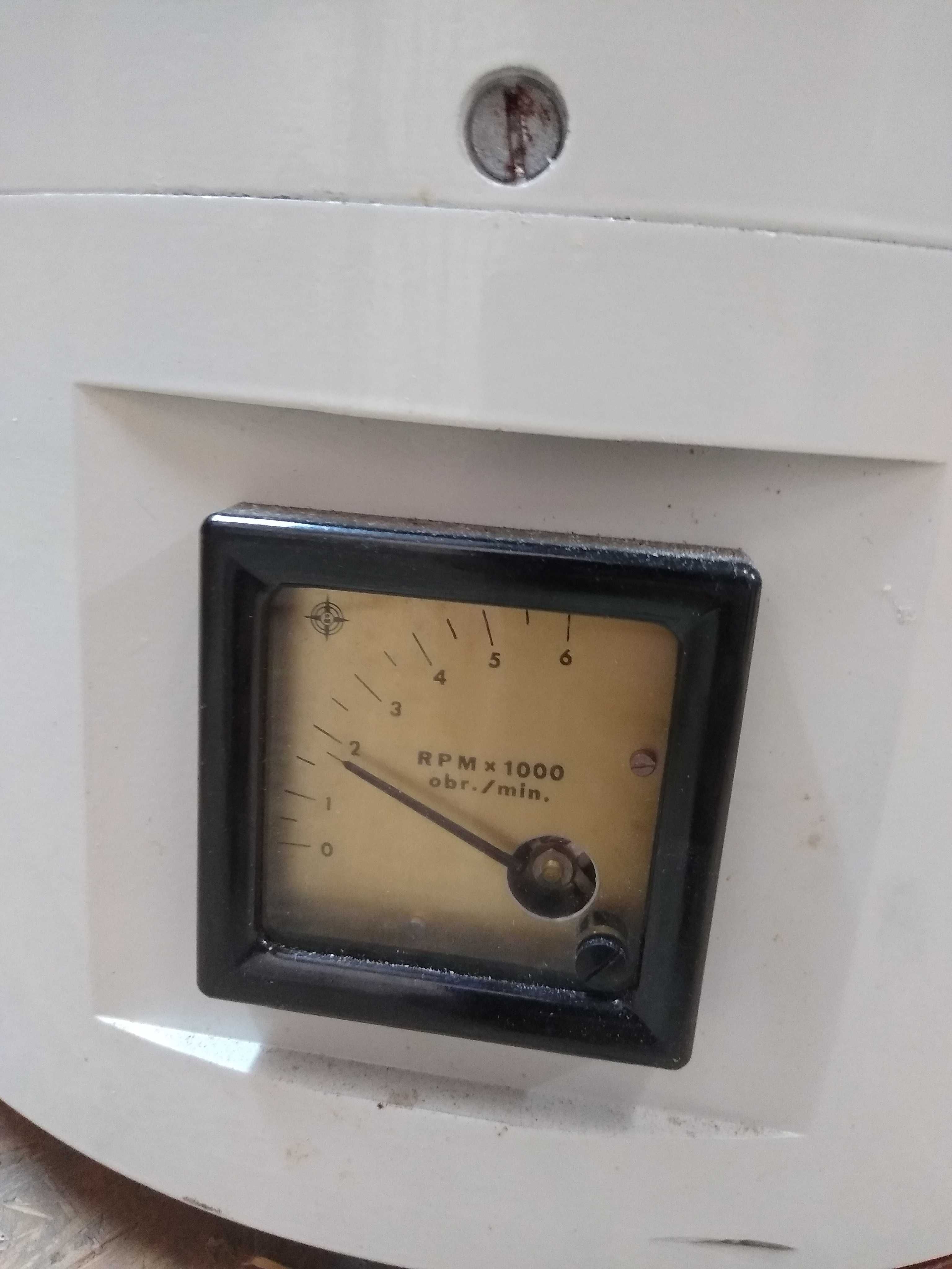 Wirówka we-2  laboratoryjna nie uzywana