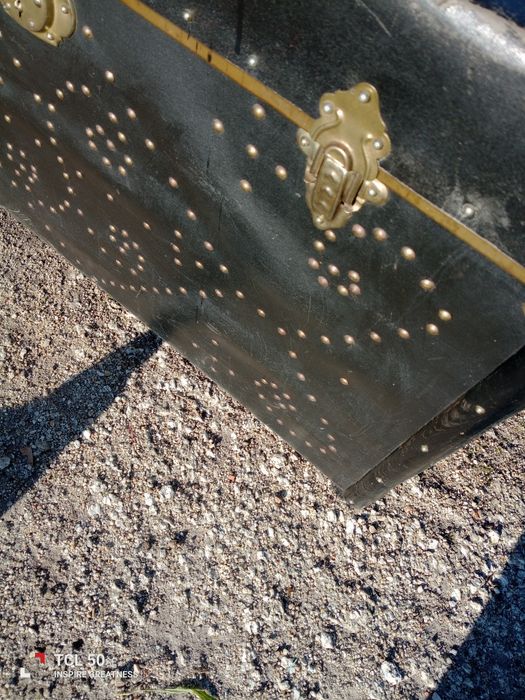 Arca muito antiga a precisar de restauro.