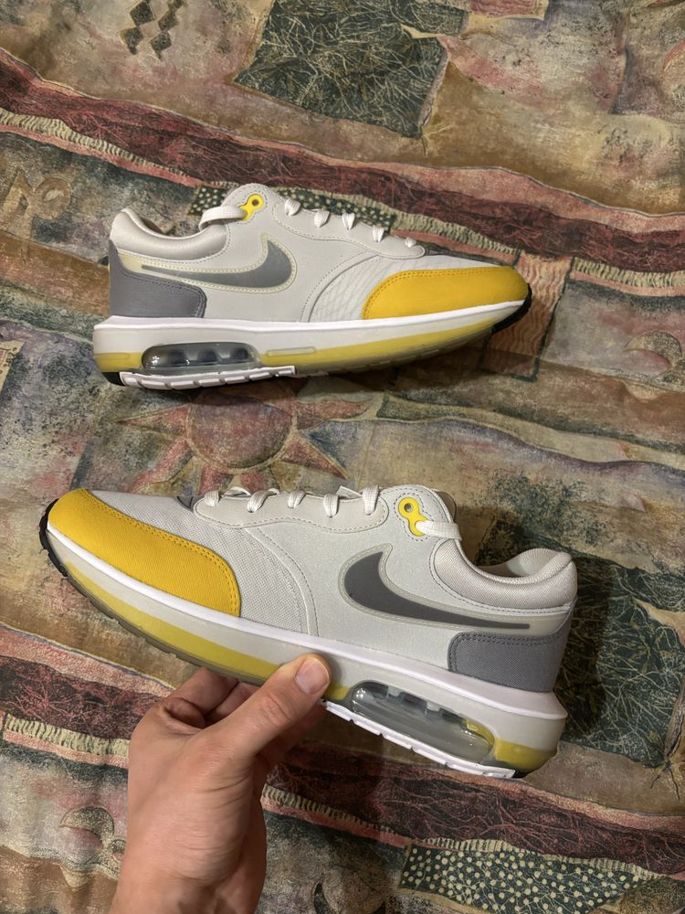 Кроссовки Nike Air Max Motif