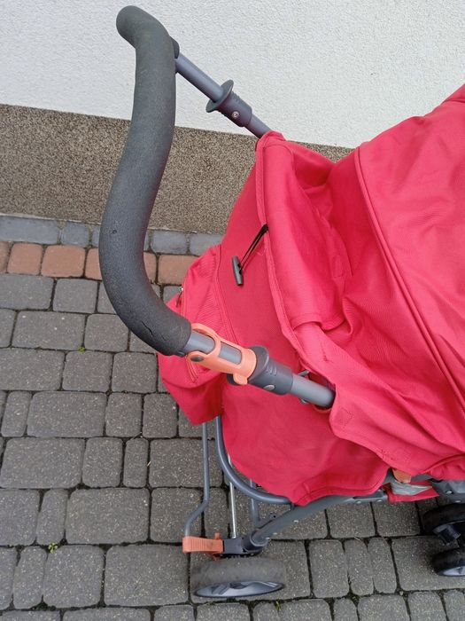 Lekki wózek spacerowy dla dziecka