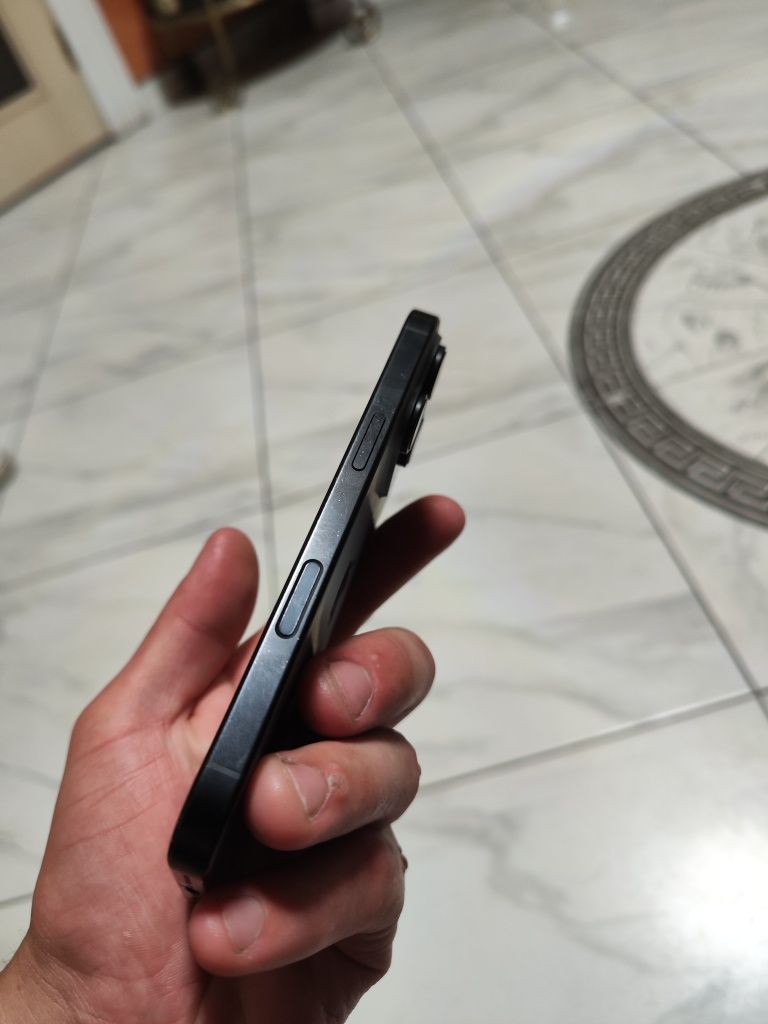 Iphone 16 pro 256 gb 98%