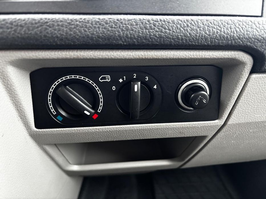 Volkswagen Transporter T6 оригинал.