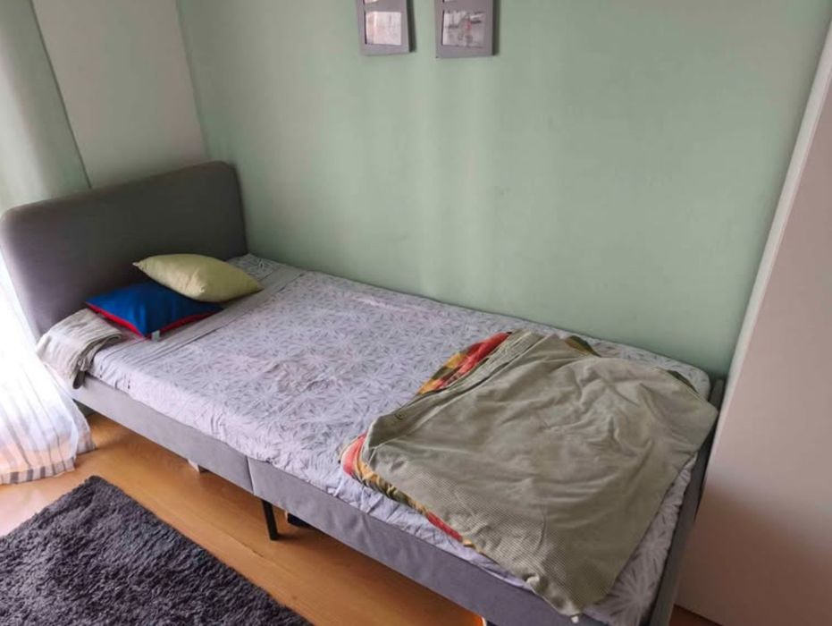 Cama de solteiro e colchão