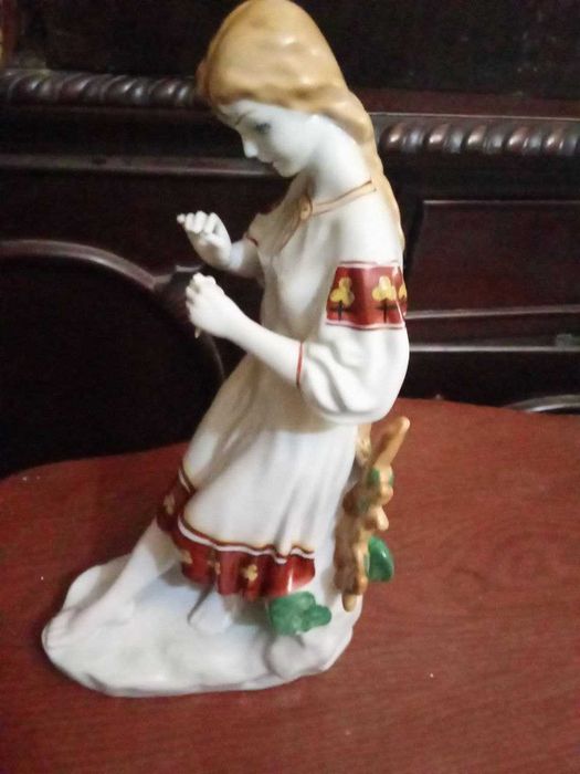 Статуэтка  в идеальном состоянии