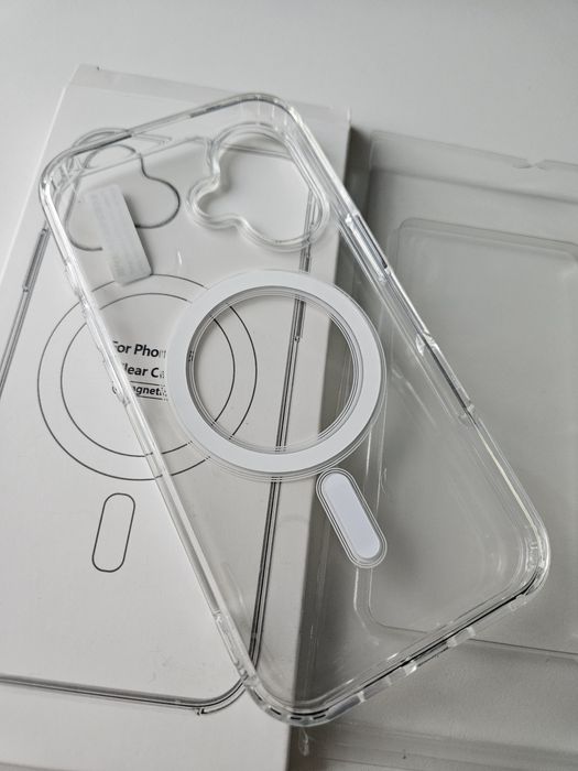 Etui iPhone 16 clear