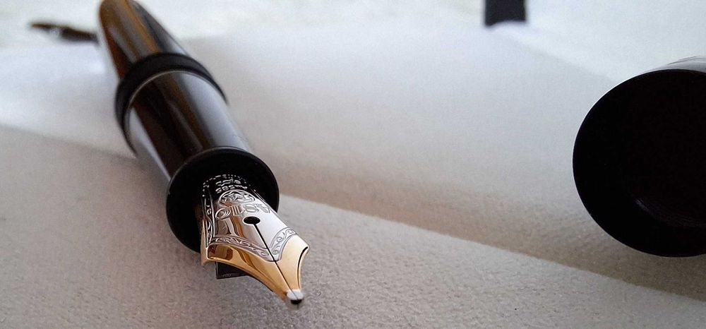 Oryginalne, nowe  pióro  Montblanc Classique 145 Platinum