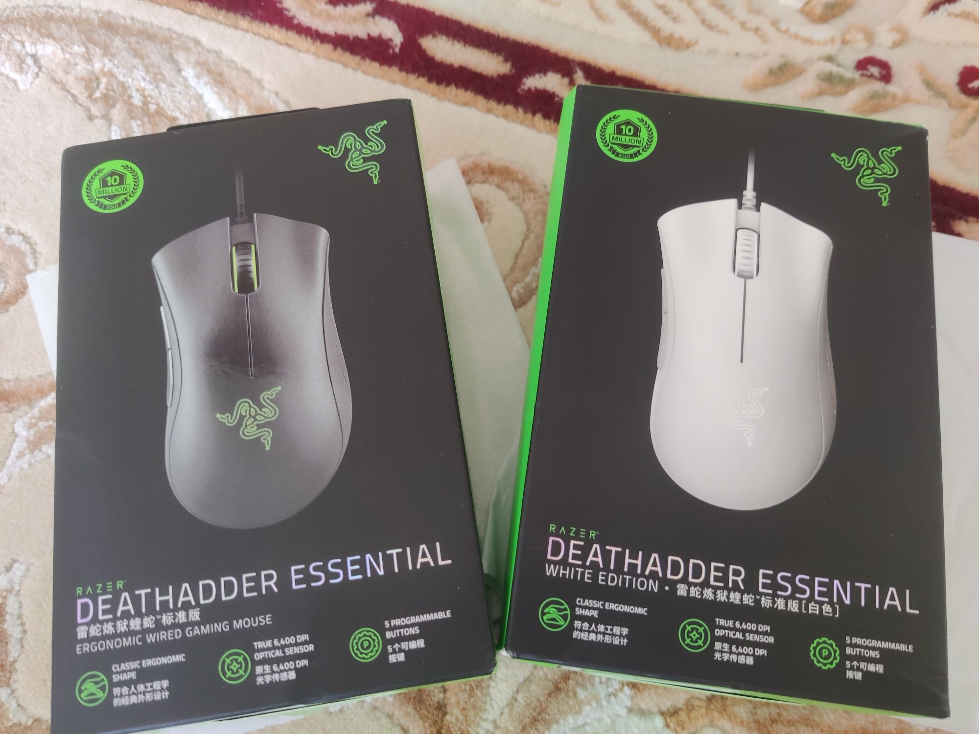 Мышка Razer Deathadder Essential White и Black (RZ01-03850100-R3C1)