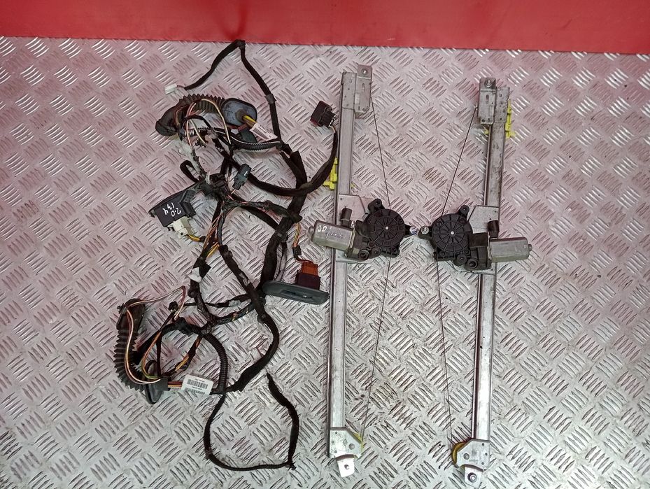 Комплект склопідйомників Трафік 2 Віваро Примастар нісан стекло