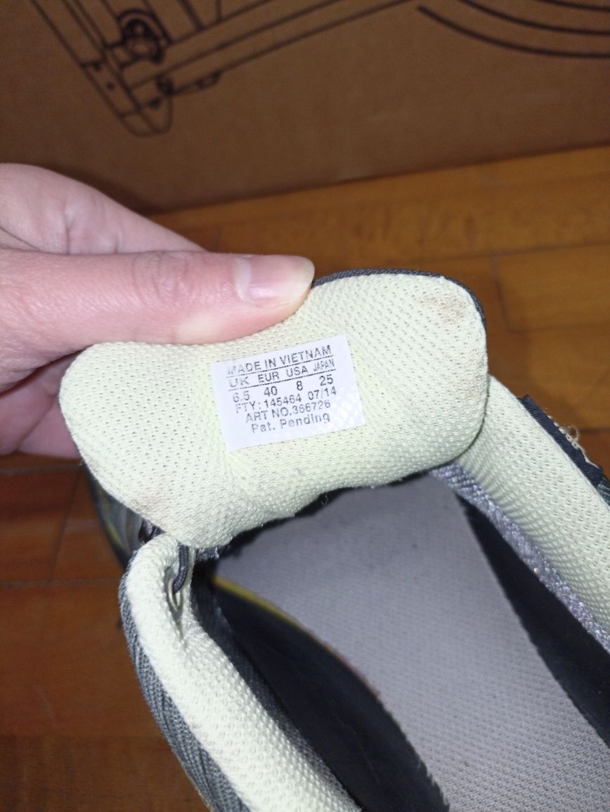 трекінгові кросівки Salomon gore tex