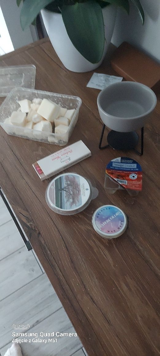 Kominek yankee Candle plus wosk isojowe goose Creek, milkhouse