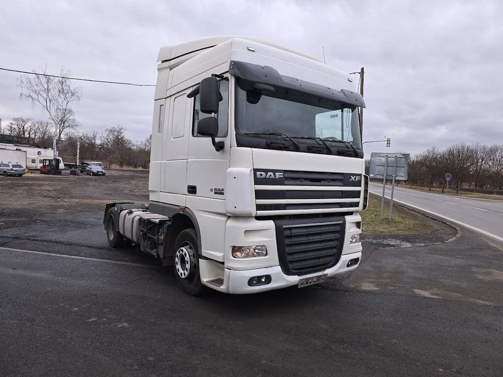 Бампер DAF XF 2006- разборка даф икс ф запчастини