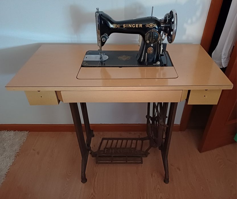 Vendo máquina de costura
