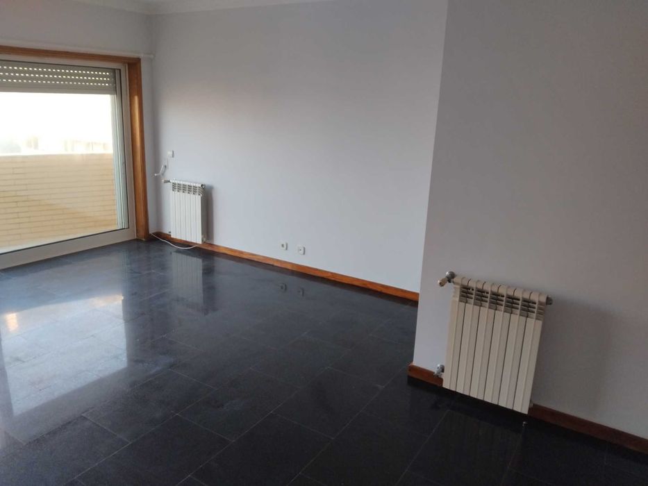 Apartamento T1 (praia de Francelos) com piscina