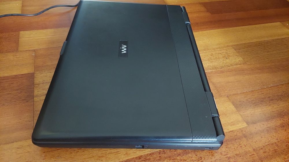 Intel Core 2 Duo - Laptop for parts or connecting to monitor64168937226627122