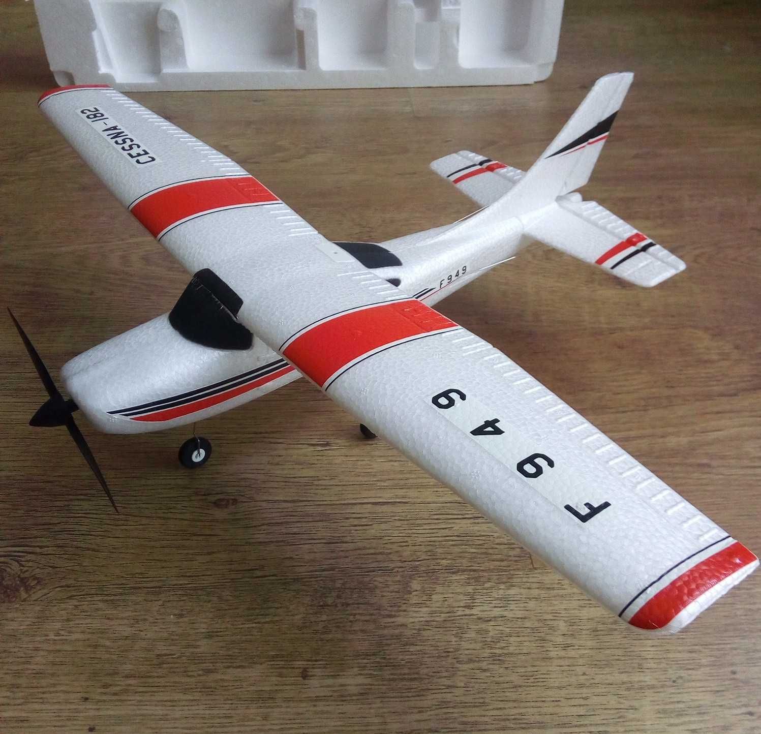 Samolot RC zdalnie sterowany Cessna-182 2,4G 3 k