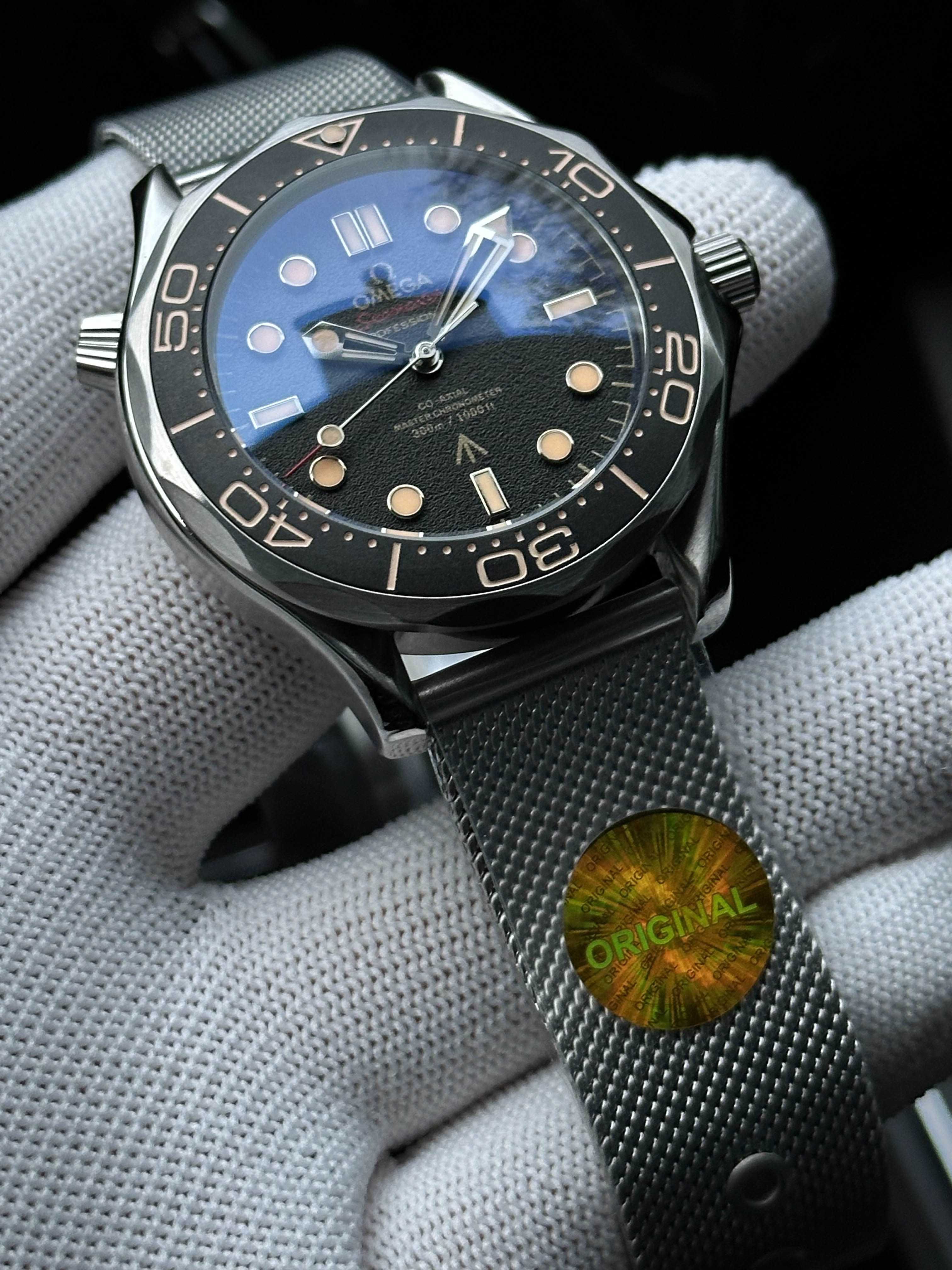 Швейцарские часы Omega Seamaster Diver 300M Master Co-Axial