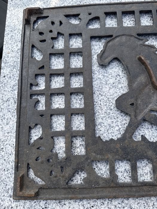 Stara żeliwna wycieraczka z koniem 58/35 cm koń