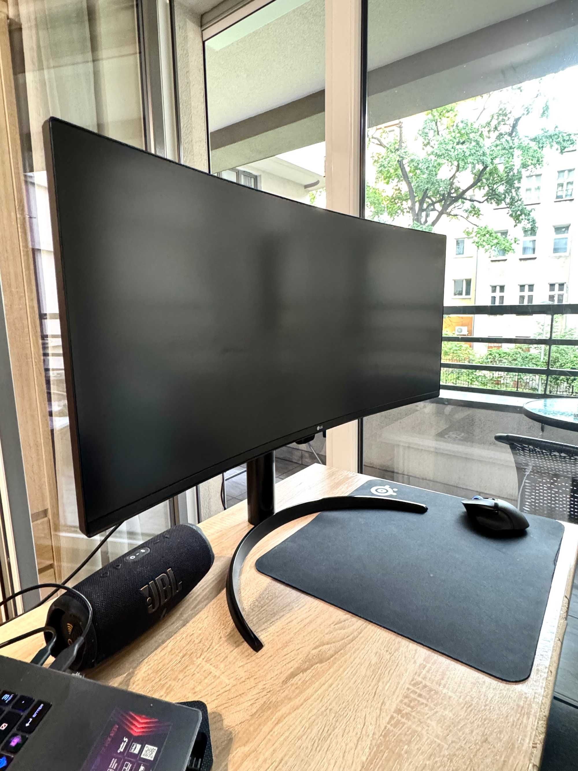 LG UltraWide Monitor 34WP75CP-B 34” Curved | 3440x1440, 160Hz, USB-C