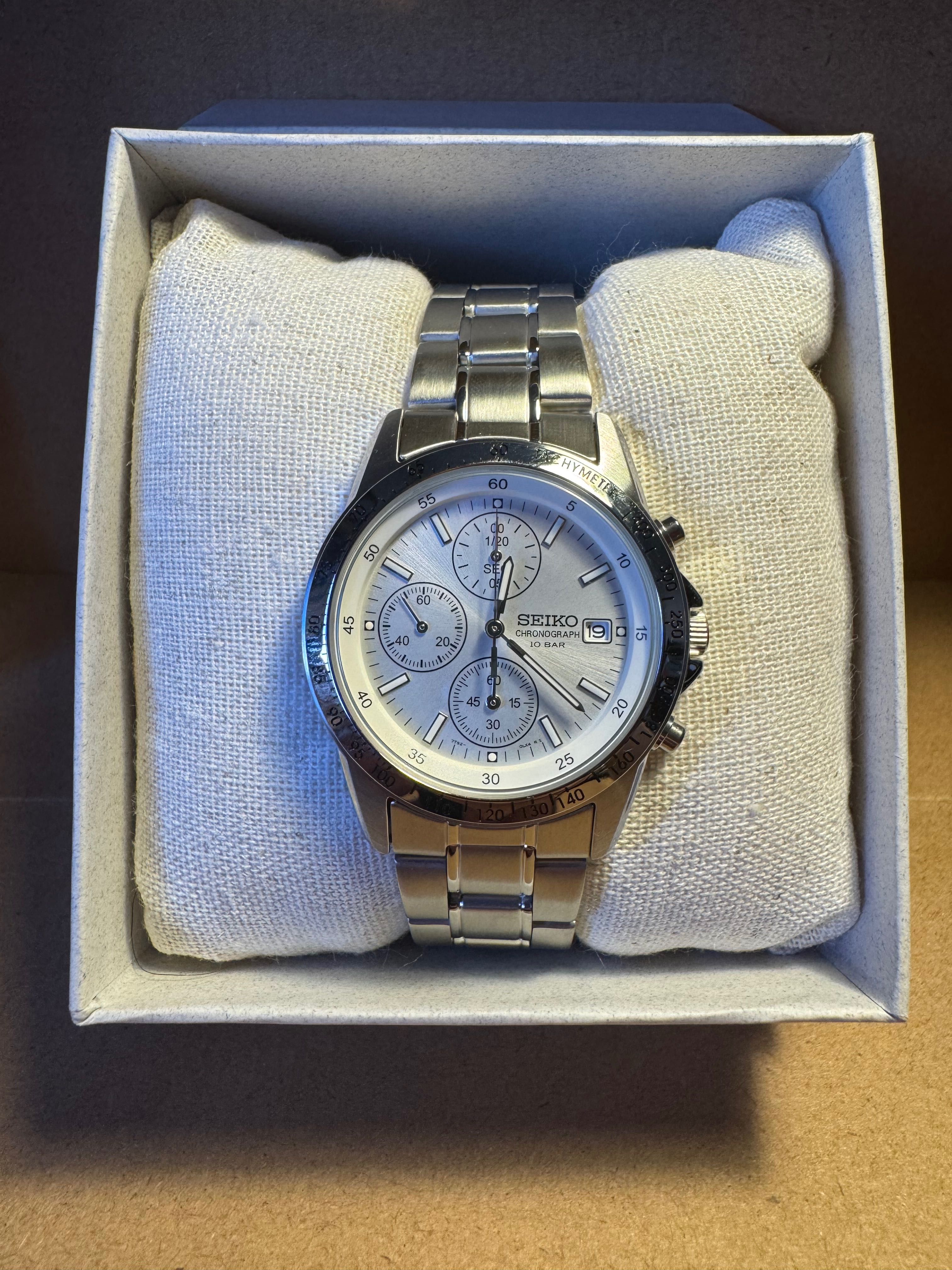 Relógio Seiko Chronograph Branco
