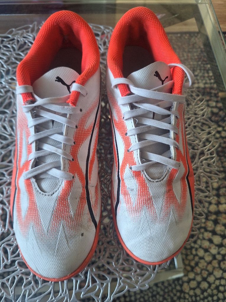Puma korki halowki