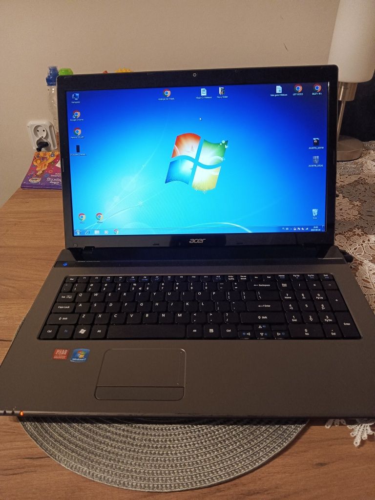 Laptop Acer ekran 17 Windows 10 plus Nowa Torba do laptopa