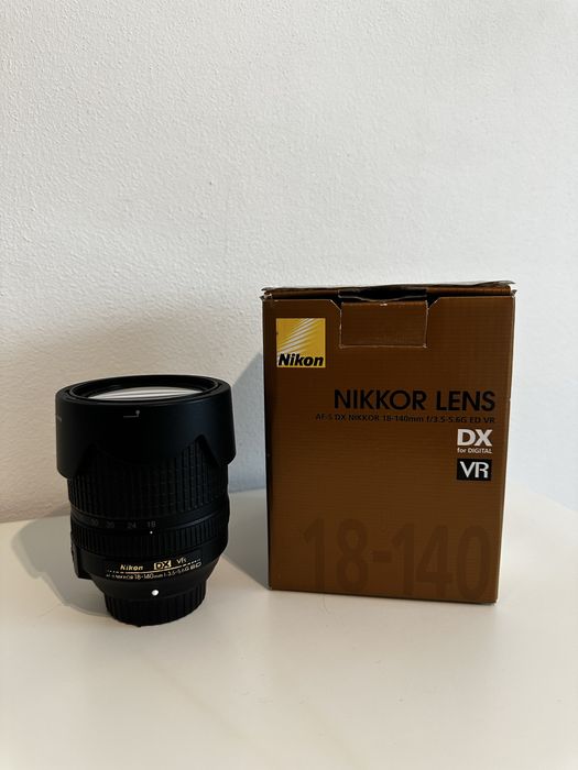 Lente 18-140 f/3.5 - 5.6