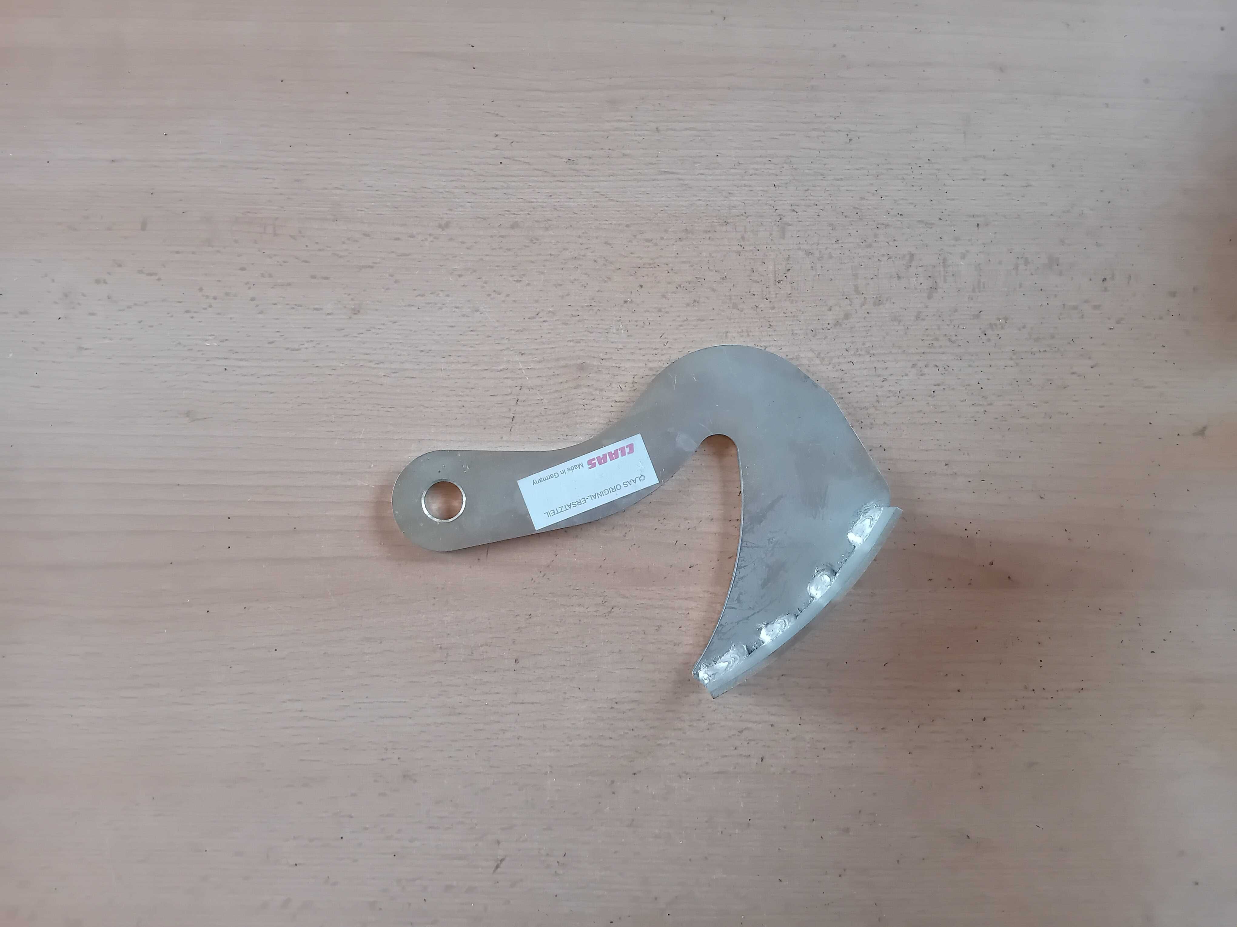 Zapadka aparatu owijania siatką 837986.1 claas rollant 46,250,255,355