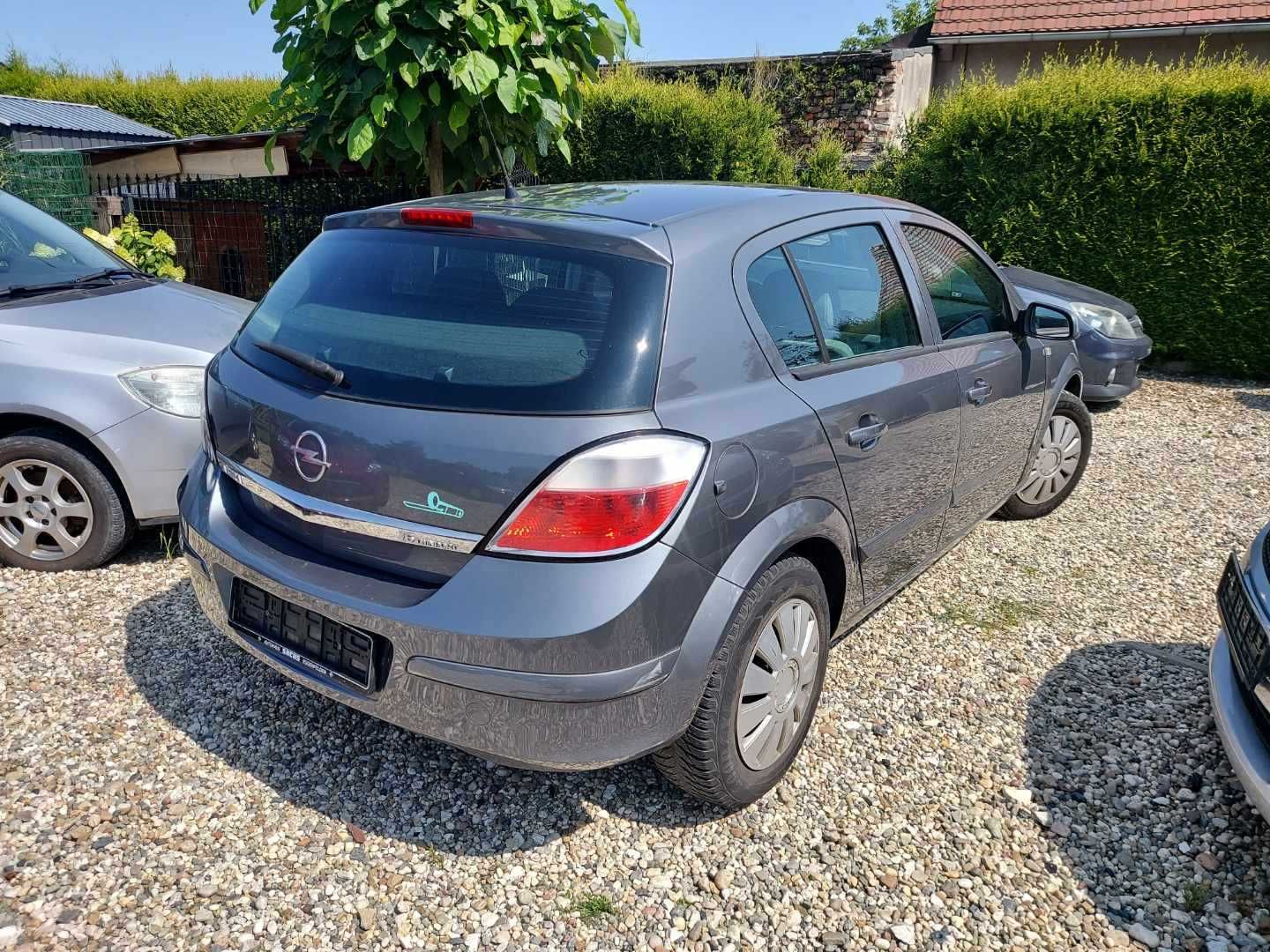 opel astra h 1.6/automat/klima/po oplatach