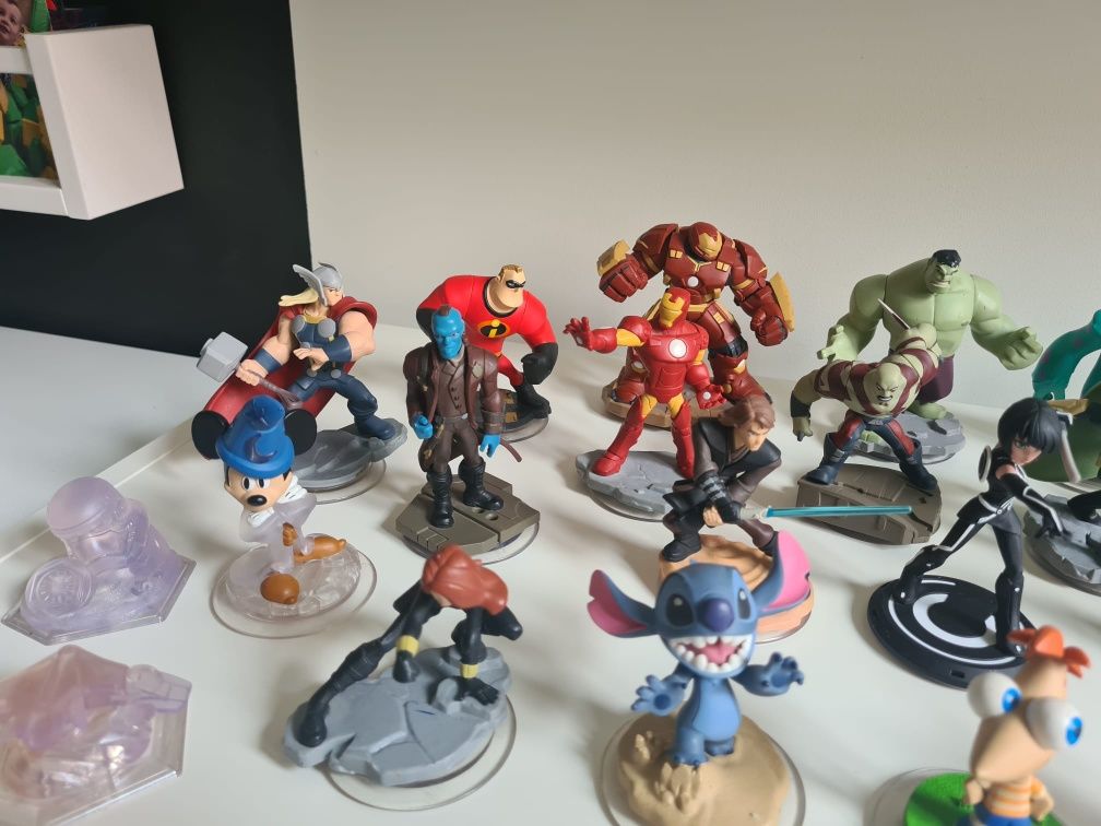 Figurki disnay infinity box Hulkbuster venom