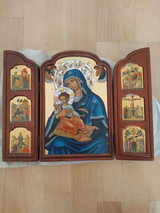 Богородиця з немовлям. триптих 
 Ікона ручної роботи
