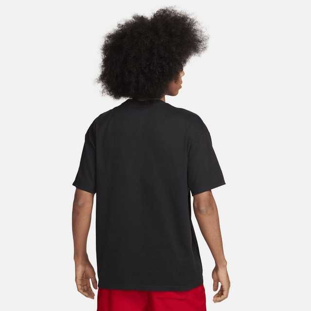 Футболка Nike TEE M90 Sneaker Patch  Trainer (XS по 4XL) (FQ3762-010)