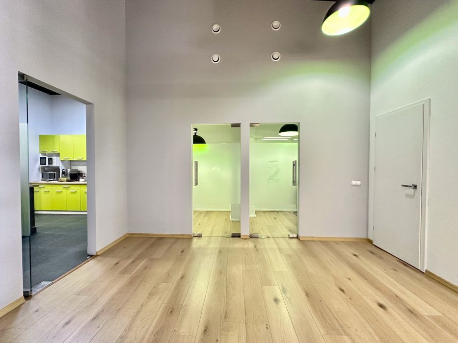 Оренда офісу 325м2 / власник / Героїв УПА